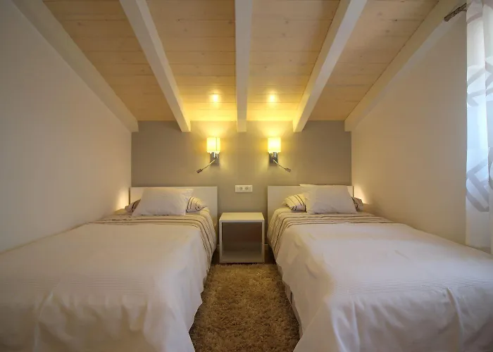 Apartment Charmantes Nur 700 Meter Zum Mit Garten, Waschmaschine, Wifi *