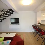 Charmantes Nur 700 Meter Zum Mit Garten, Waschmaschine, Wifi Apartment *