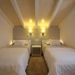 Apartment Charmantes Nur 700 Meter Zum Mit Garten, Waschmaschine, Wifi *