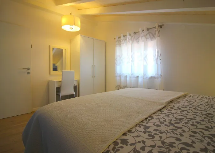 Lejlighed Charmantes Nur 700 Meter Zum Mit Garten, Waschmaschine, Wifi