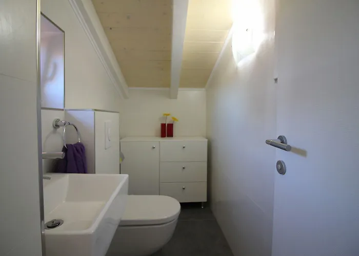 Διαμέρισμα Charmantes Nur 700 Meter Zum Mit Garten, Waschmaschine, Wifi Πόρετς